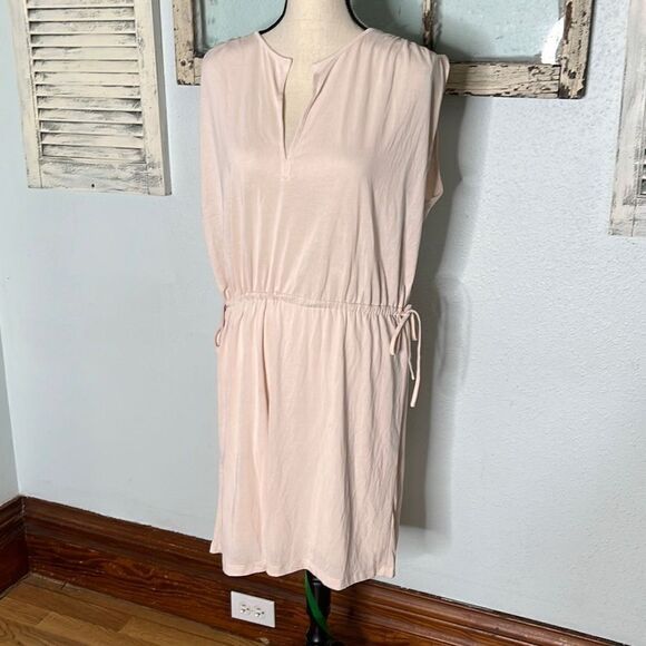 Club Monaco Womens Tie Waist Dress Robe Cap Sleeve Almond Amande Large - Picture 1 of 10